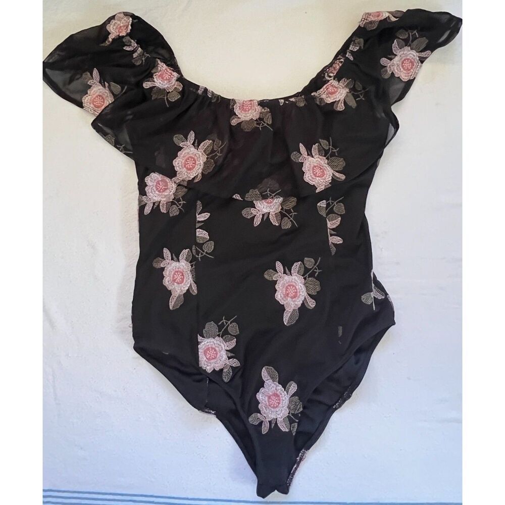 Band of Gypsies Embroidered Black Floral Cottage Bodysuit Medium